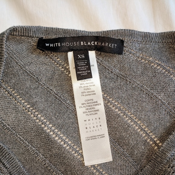 WHBM zig zag details sweater poncho size XS - Picture 6 of 8